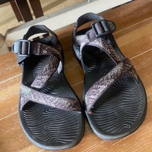 Black and white chacos